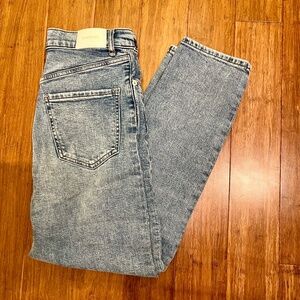 Express Size 0R Distressed Mom Jean Super High Rise